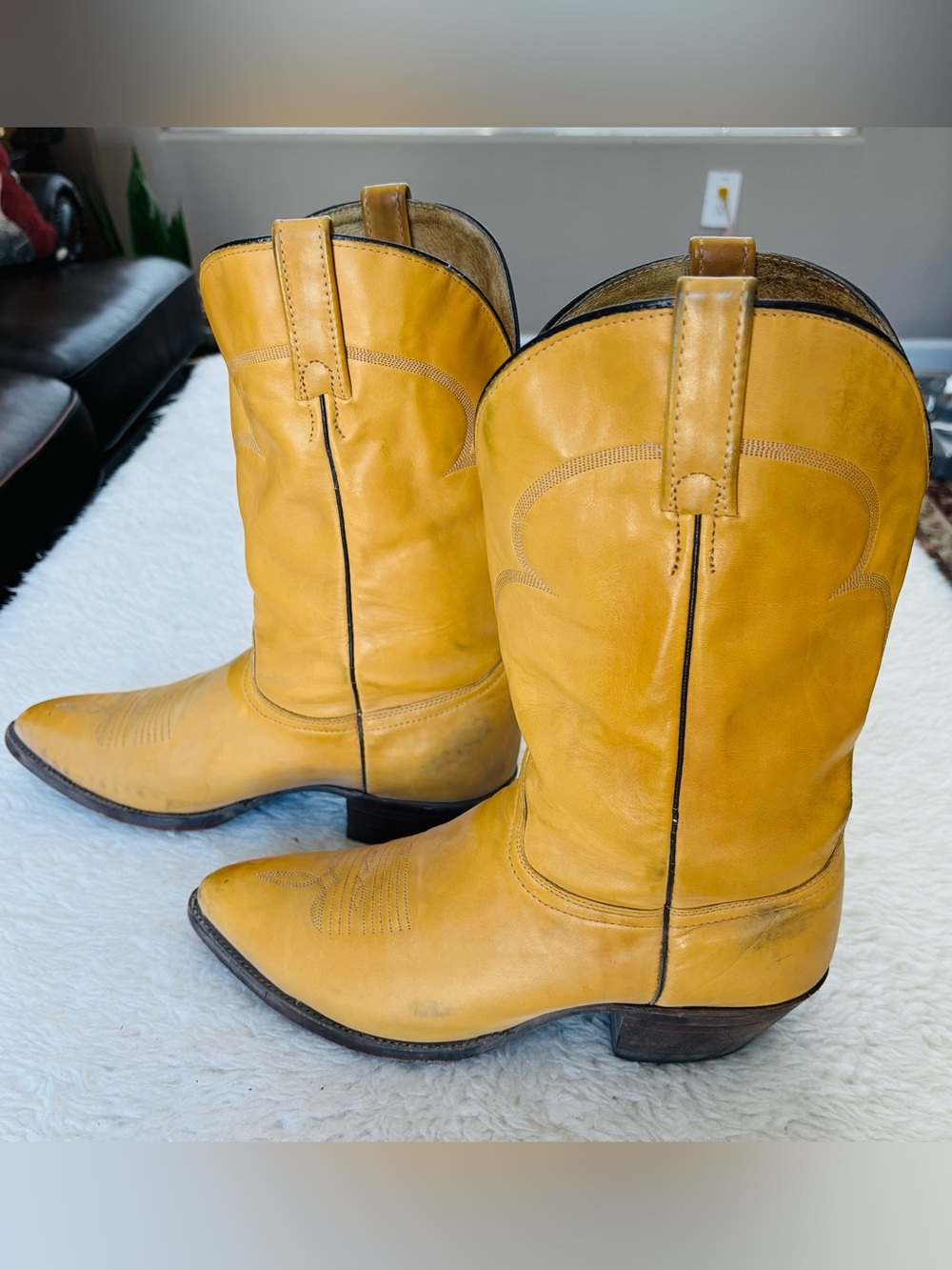 J. Chisholm Vintage Mustard Genuine Leather Western Cowboys boots size 11 D